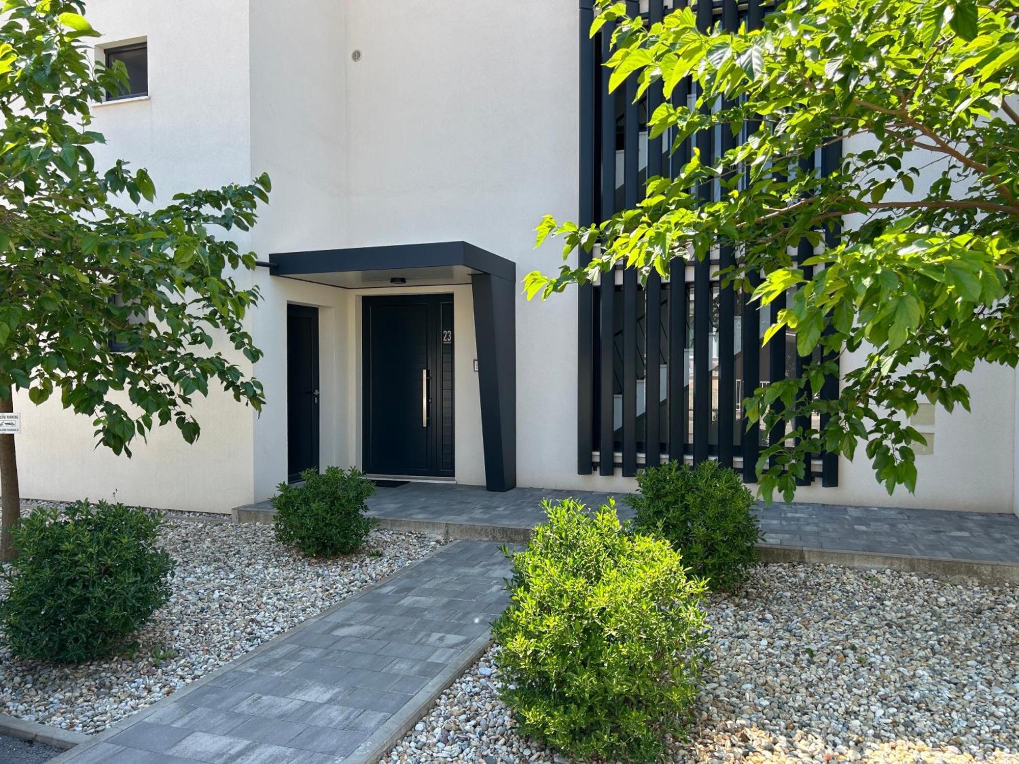 Apartment Oris, Private Parking, Garden *